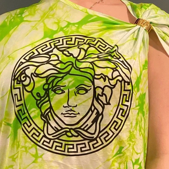Brand New with Tags VERSACE Lime GREEN T-Shirt - Picture 1 of 6